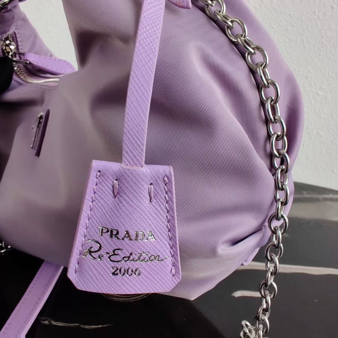 Prada Re-Edition 2005 nylon shoulder bag 1BH172 lilac