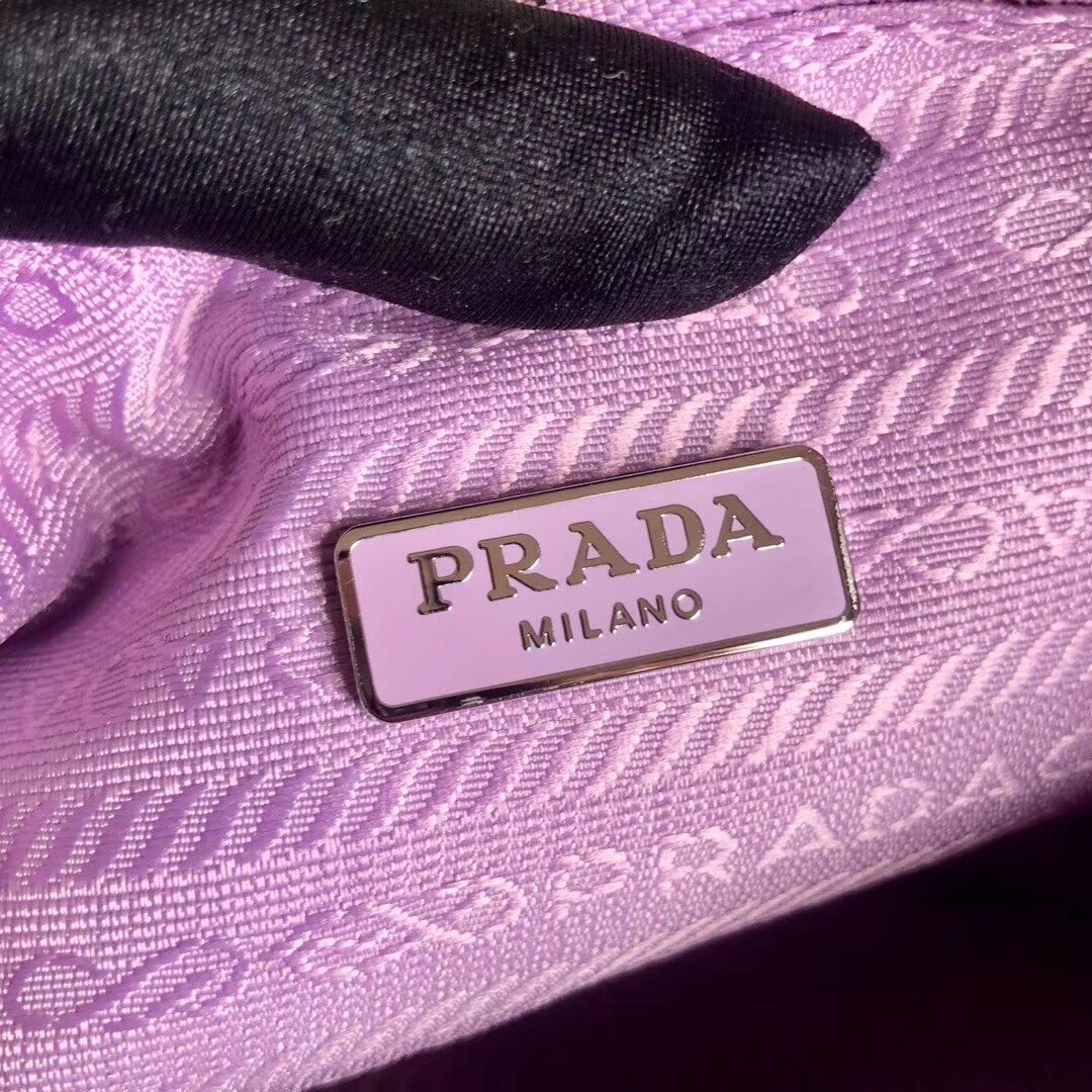 Prada Re-Edition 2005 nylon shoulder bag 1BH172 lilac