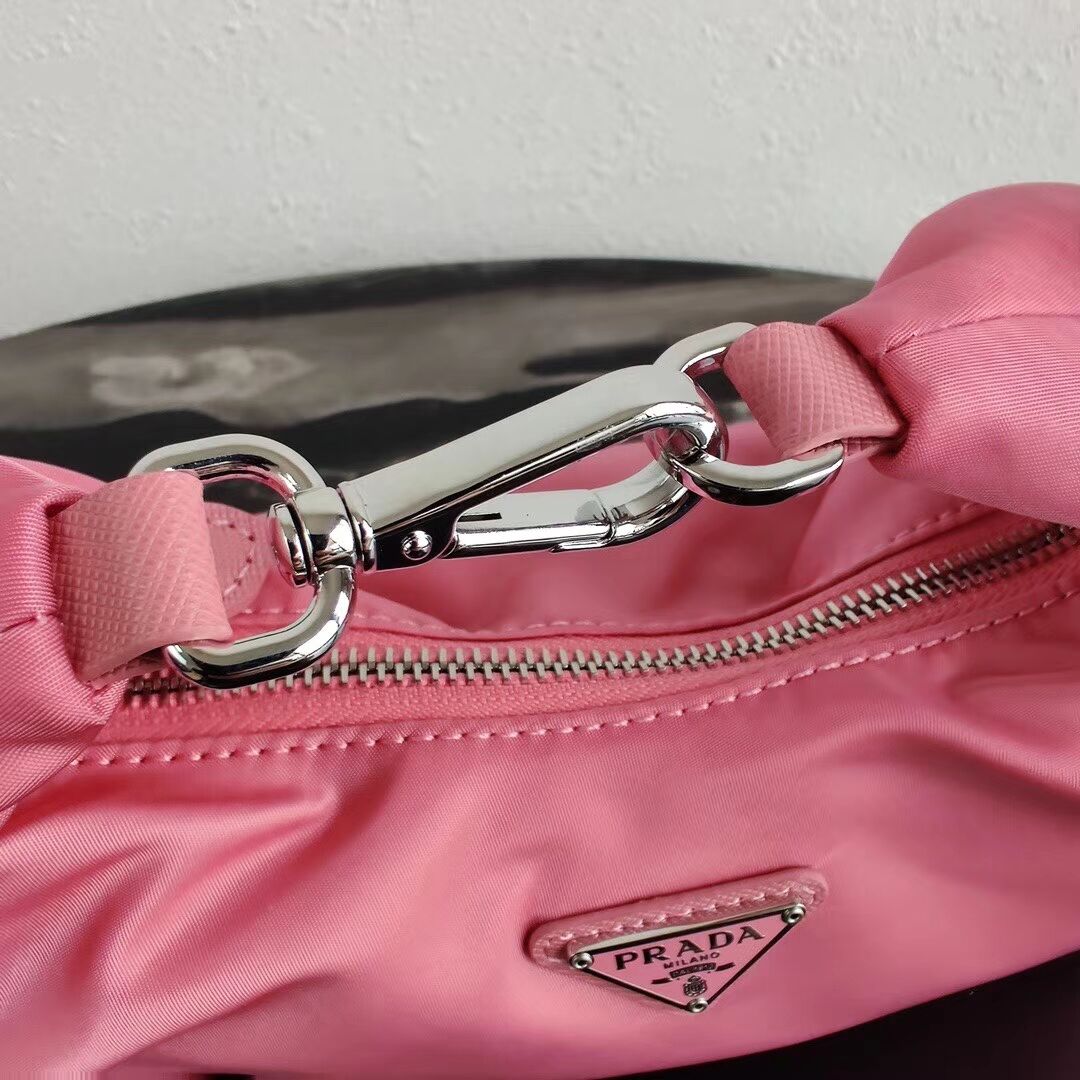 Prada Re-Edition 2005 nylon shoulder bag 1BH172 pink