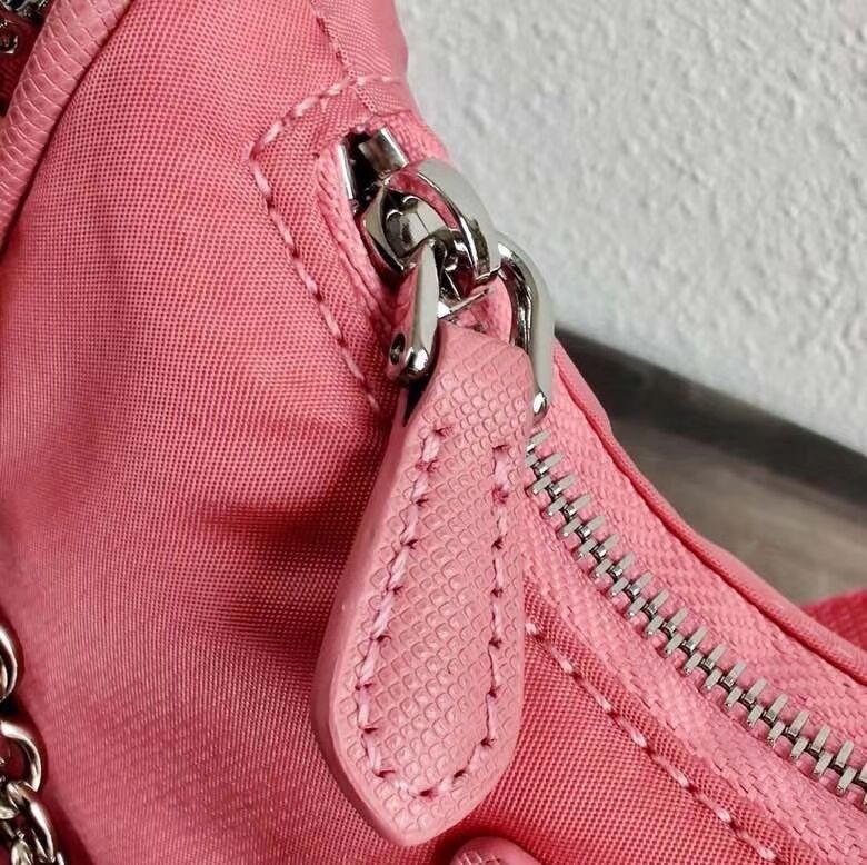 Prada Re-Edition nylon mini shoulder bag 1TT122 pink