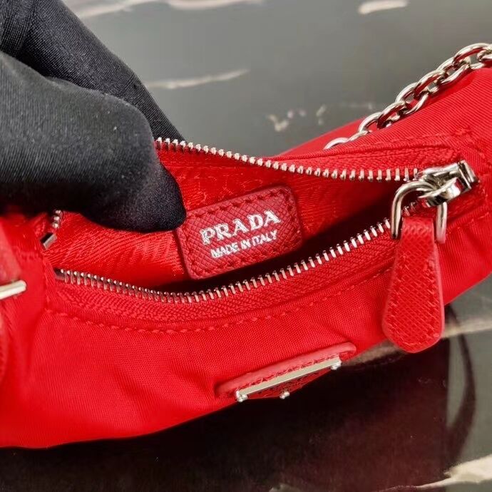 Prada Re-Edition nylon mini shoulder bag 1TT122 red