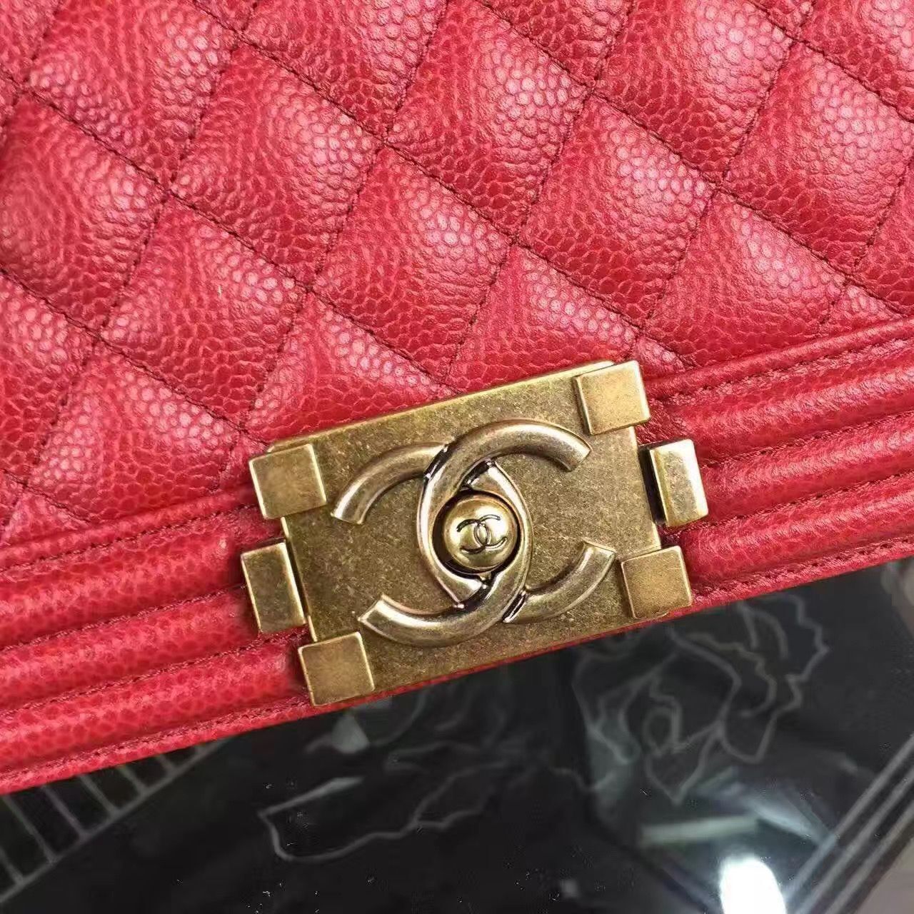 Chanel Le Boy Flap Shoulder Bag Original Cavier Leather A67085 Red Gold Buckle