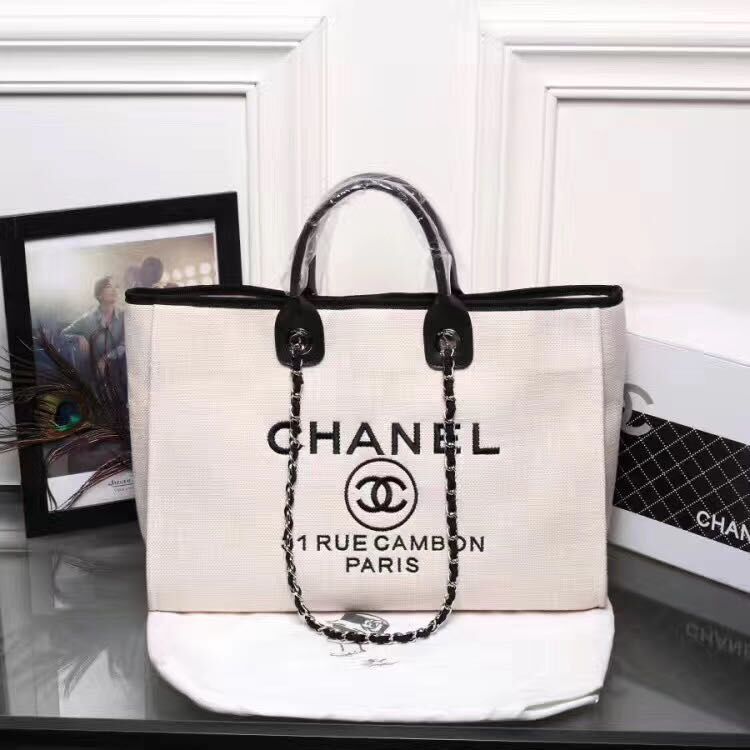 Chanel Shopping bag A66941 White