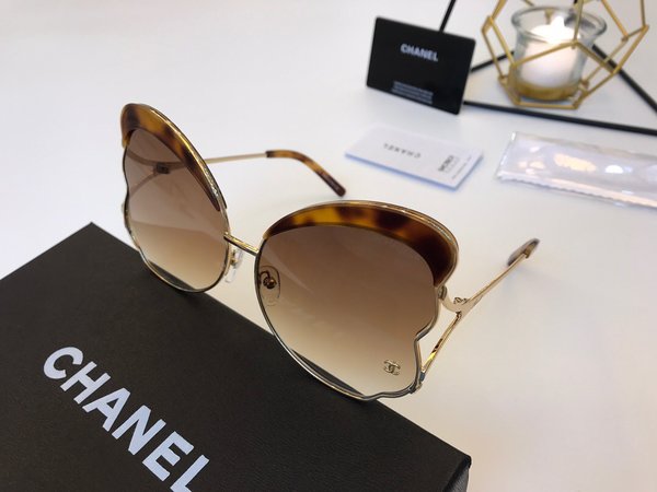 Chanel Sunglasses Top Quality CC6658_1086