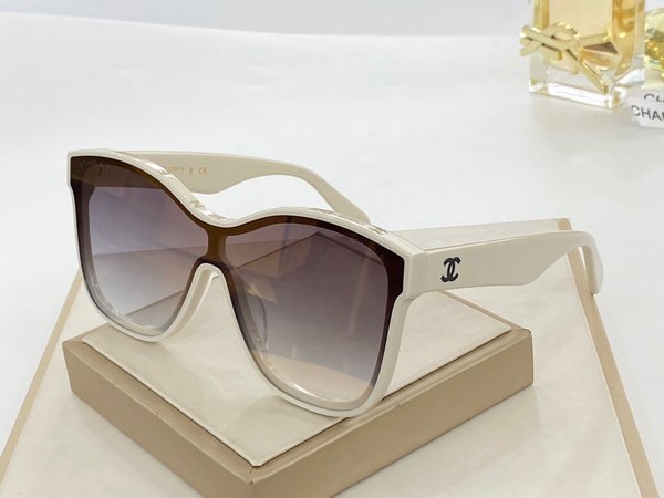 Chanel Sunglasses Top Quality CC6658_1151
