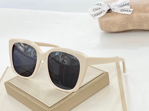 Chanel Sunglasses Top Quality CC6658_1157