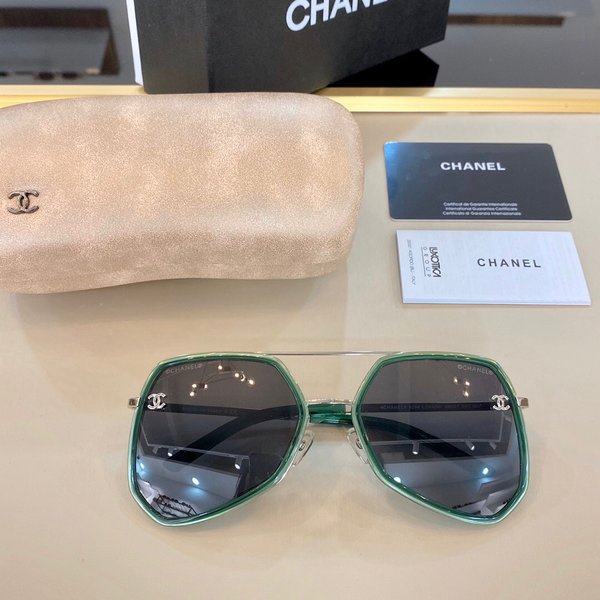 Chanel Sunglasses Top Quality CC6658_1743