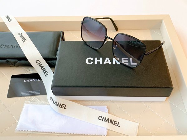 Chanel Sunglasses Top Quality CC6658_1763