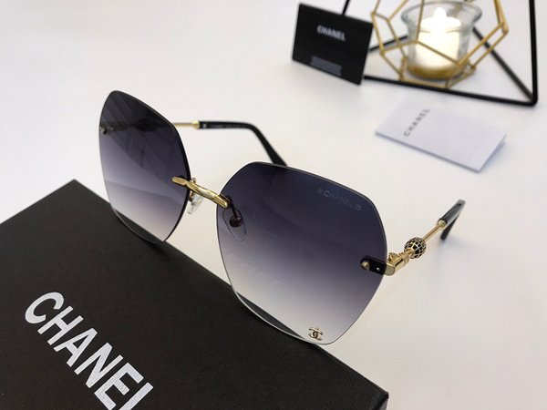 Chanel Sunglasses Top Quality CC6658_1811