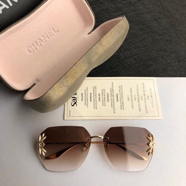 Chanel Sunglasses Top Quality CC6658_1907