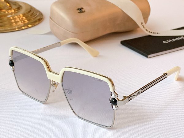 Chanel Sunglasses Top Quality CC6658_1960