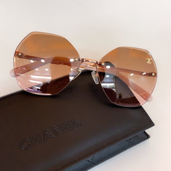 Chanel Sunglasses Top Quality CC6658_2608