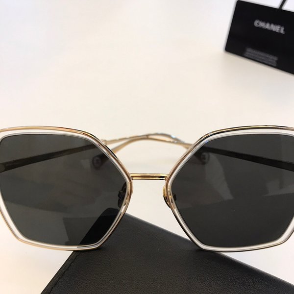 Chanel Sunglasses Top Quality CC6658_520
