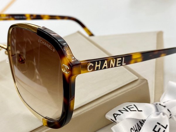 Chanel Sunglasses Top Quality CC6658_546
