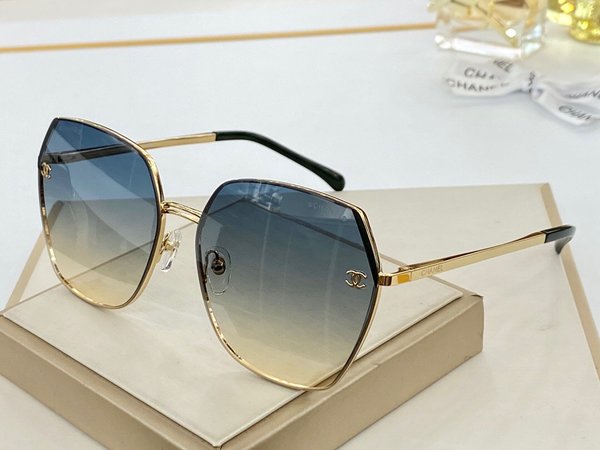Chanel Sunglasses Top Quality CC6658_553