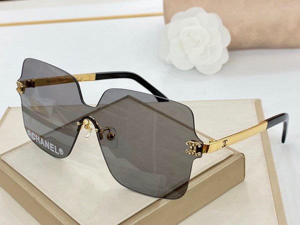 Chanel Sunglasses Top Quality CC6658_570