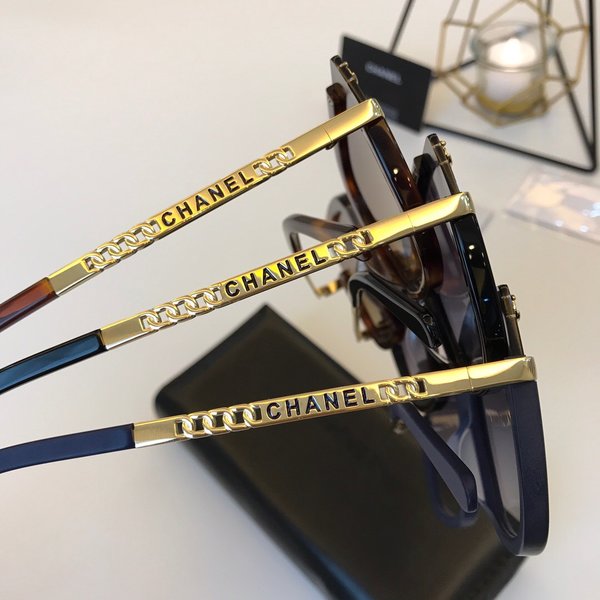 Chanel Sunglasses Top Quality CC6658_646