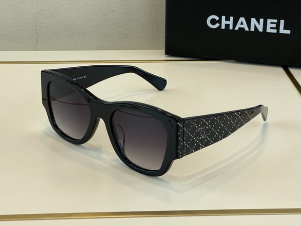 Chanel Sunglasses Top Quality CC6658_871