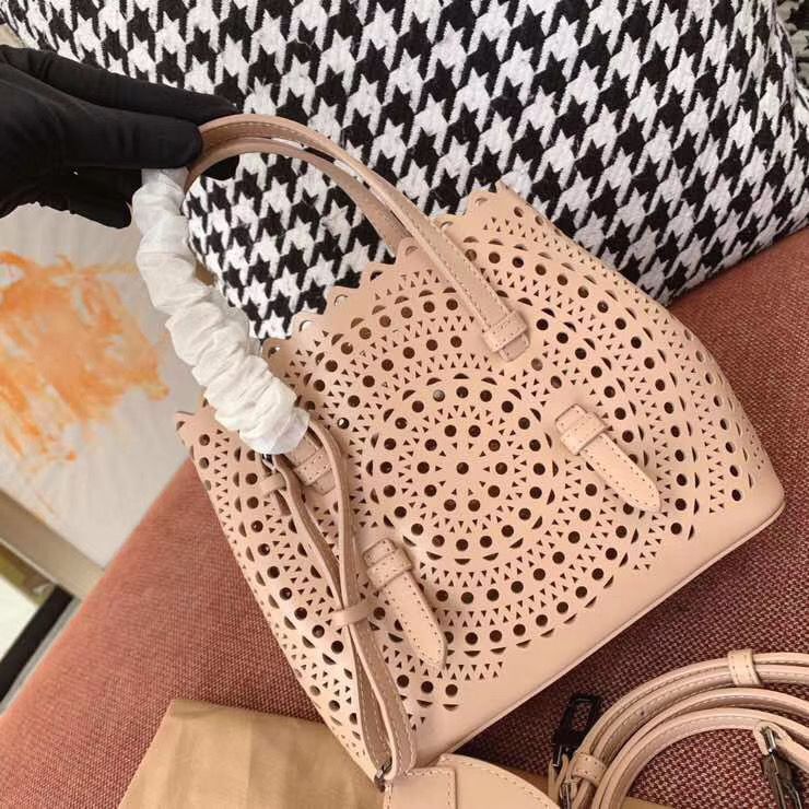 Alaia Openwork Original Leather Tote Bag A3658 Nude