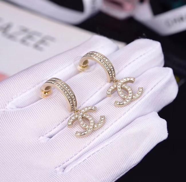 Chanel Earrings CE5226