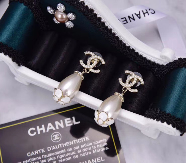 Chanel Earrings CE5405