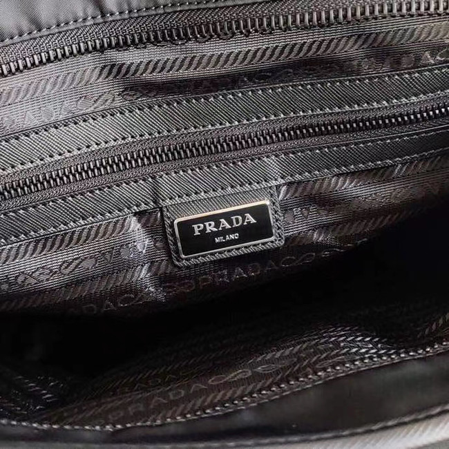 Prada Re-Edition nylon tote 1BD071 2VG064 black