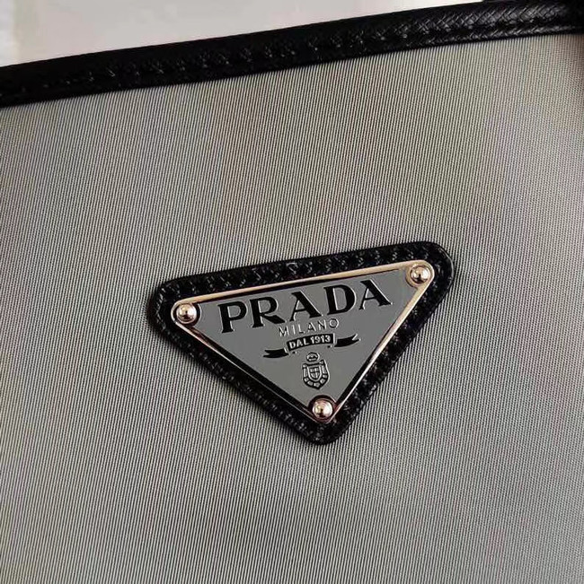 Prada Re-Edition nylon tote 1BD071 2VG064 grey