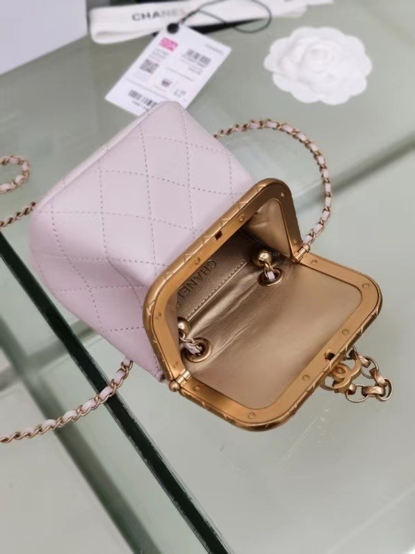 Chanel Original mini Magnet buckle bag AS1886 pink