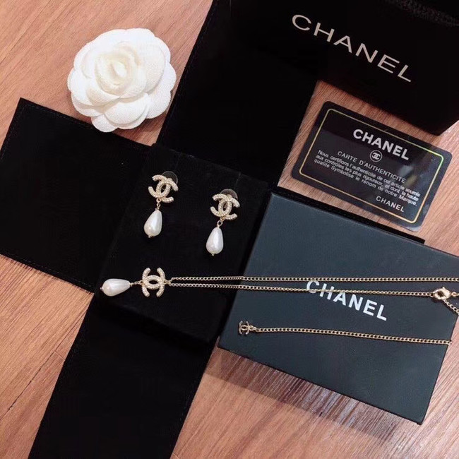 Chanel Necklace CE5515