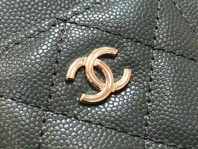 Chanel Calfskin Chain Card packet & Gold-Tone Metal AP0990 green