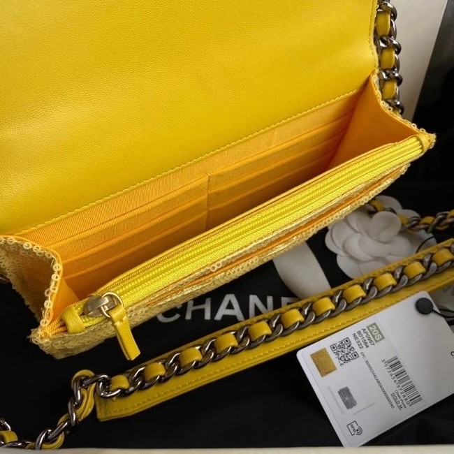 Chanel 19 Chain Wallet WOC AP0957 yellow