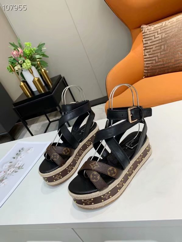 Louis Vuitton Shoes LV994DSC-2