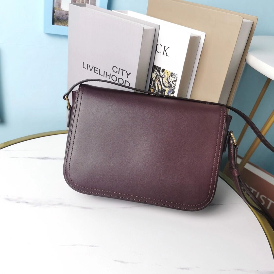 Celine SMALL CLASSIC BAG IN BOX CALFSKIN CL91373 Burgundy