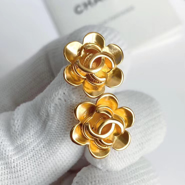 Chanel Earrings CE5661