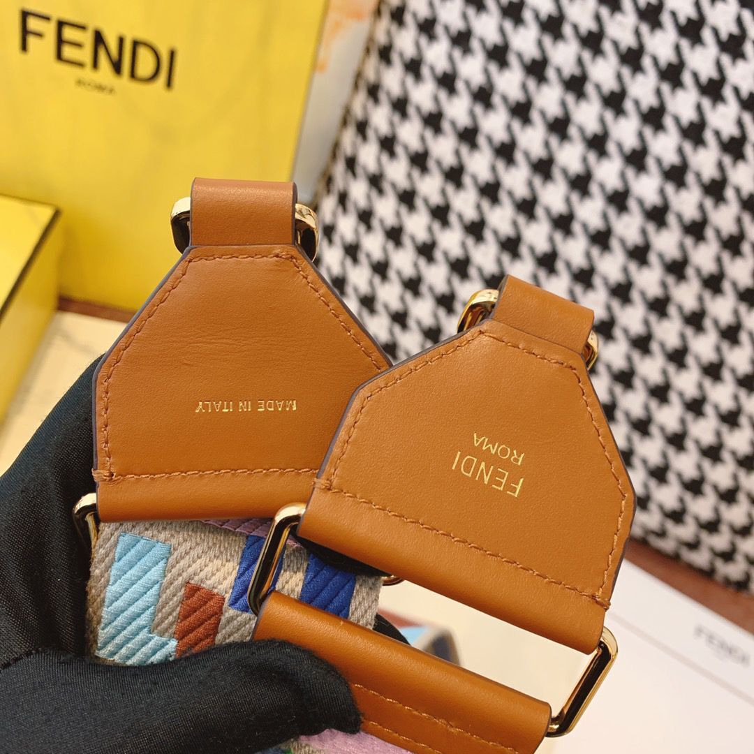 Fendi Long Shoulder Strap FD869