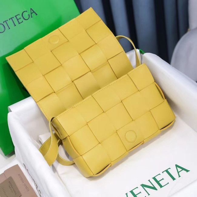 Bottega Veneta BORSA CASSETTE 578004 SHERBERT