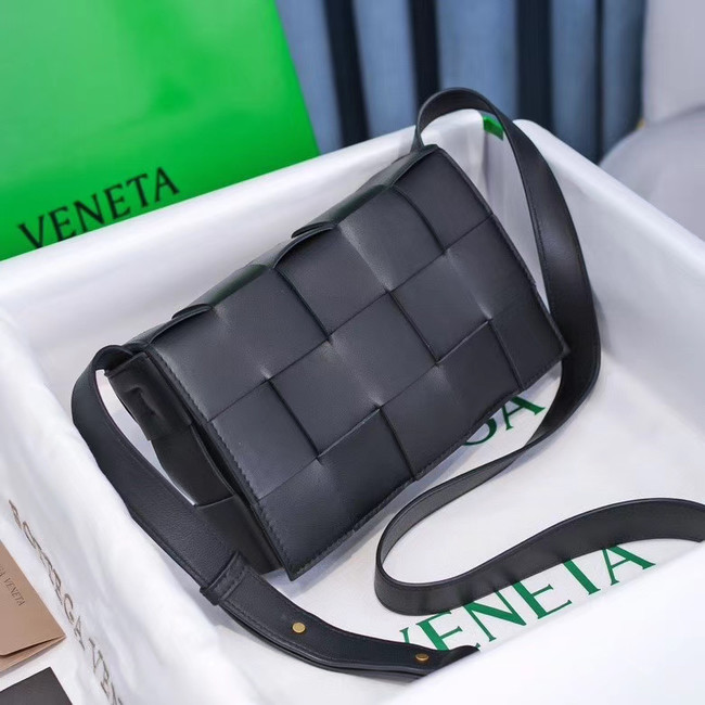 Bottega Veneta BORSA CASSETTE A578004 black