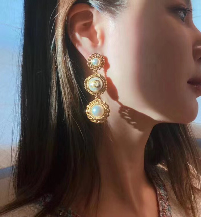 Chanel Earrings CE5726