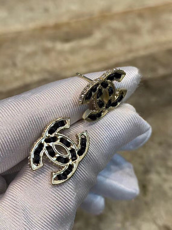 Chanel Earrings CE5729