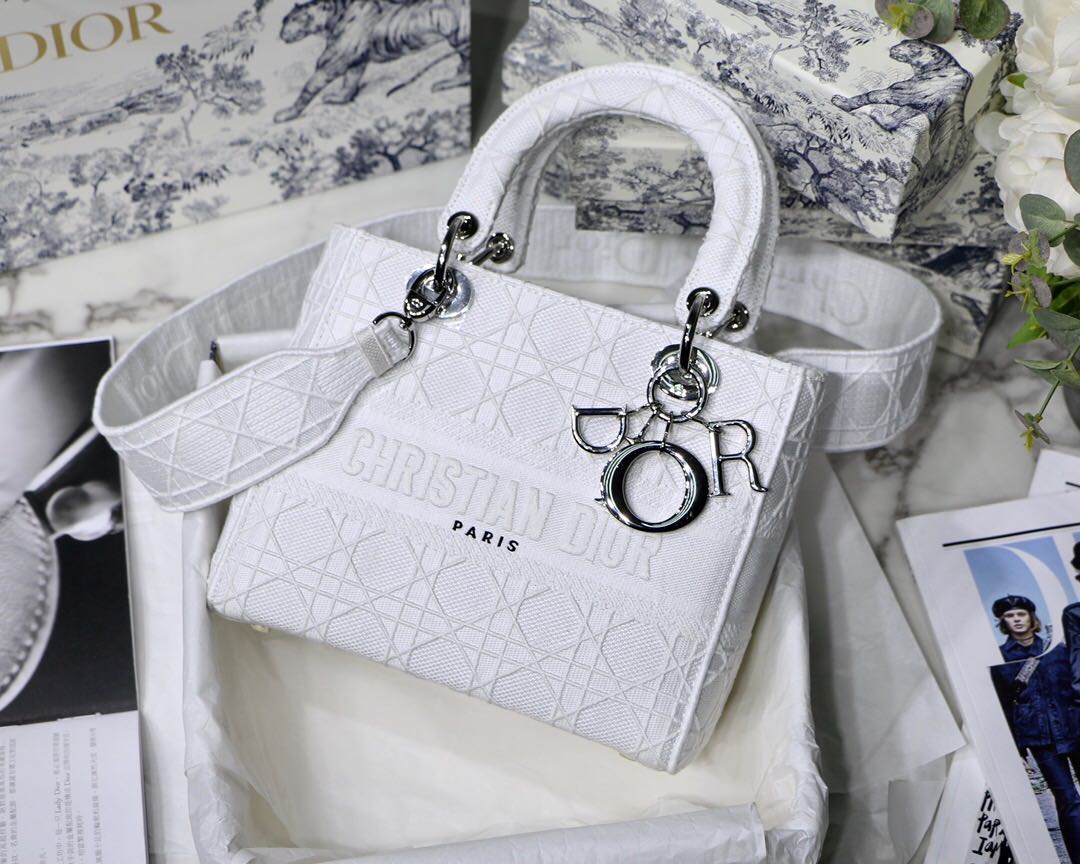 DIOR MEDIUM LADY D-LITE BAG Denim White Cannage Embroidery M0565OREY