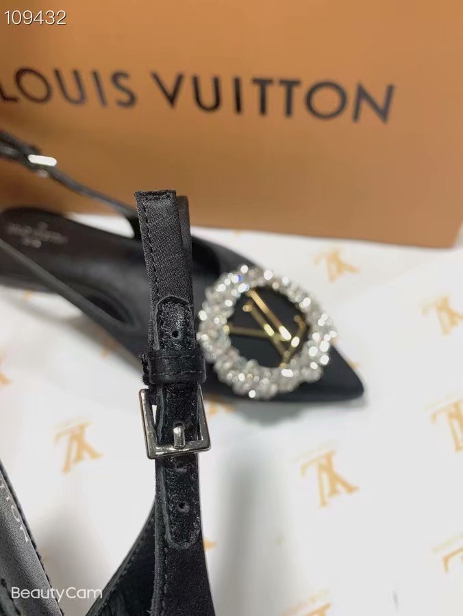 Louis Vuitton Shoes LV1037QG-1