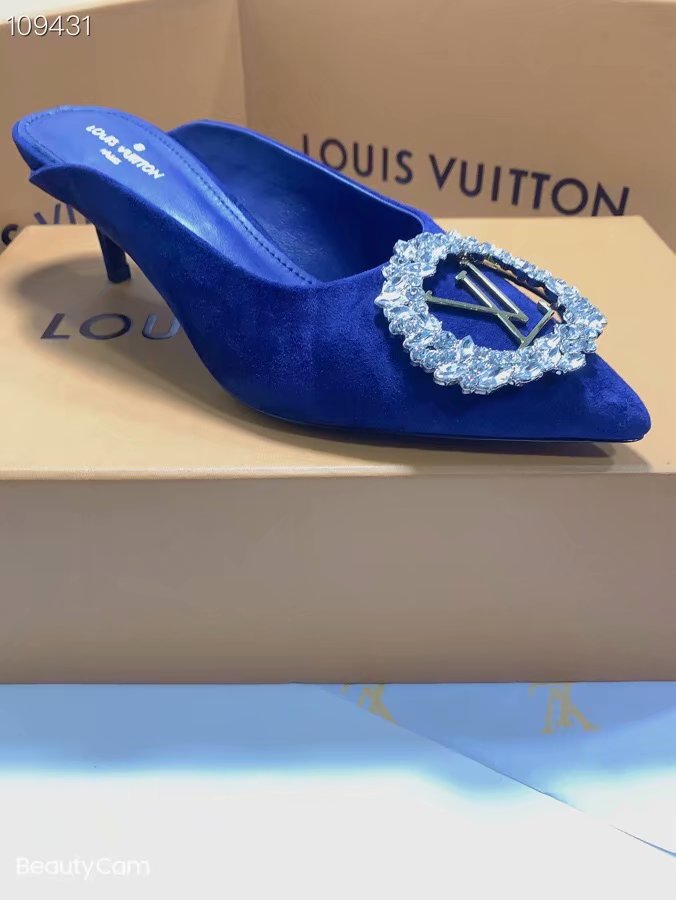 Louis Vuitton Shoes LV1038QG-1