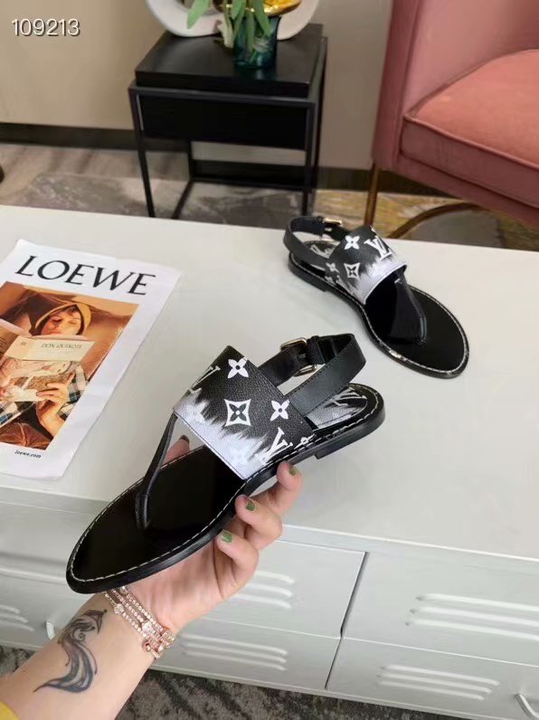 Louis Vuitton Shoes LV1044DS-5