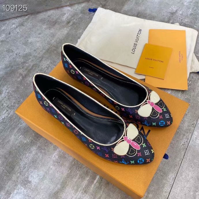 Louis Vuitton Shoes LV1045HX-1