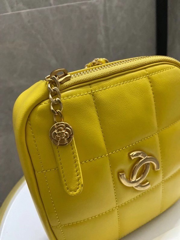 Chanel small diamond bag Grained Calfskin & Gold-Tone Metal AS2201 yellow