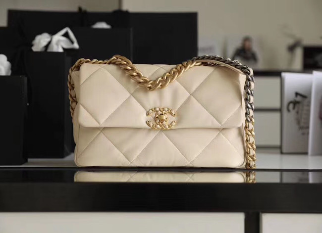 Chanel 19 flap bag AS1161 Beige