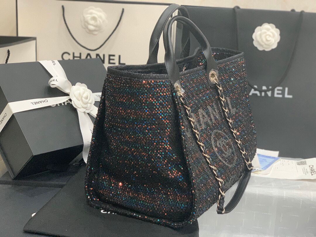 Chanel large shopping bag A66941 Black