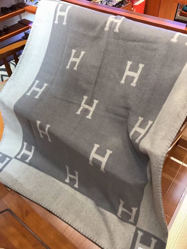 Hermes Lambswool & Cashmere Shawl & Blanket 71155 light grey