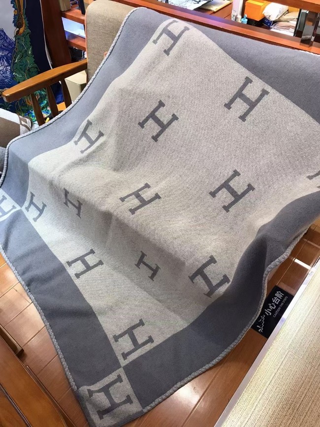 Hermes Lambswool & Cashmere Shawl & Blanket 71155 light grey