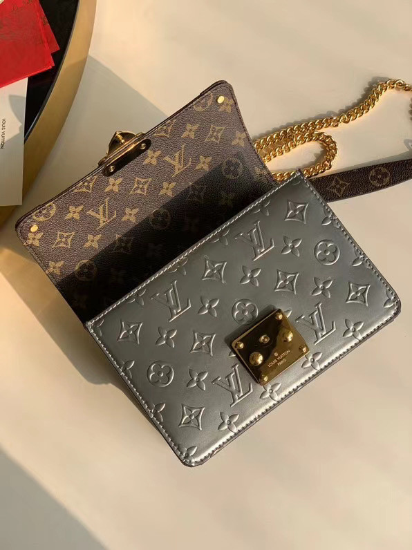 Louis vuitton original Monogam vernis M90445 grey